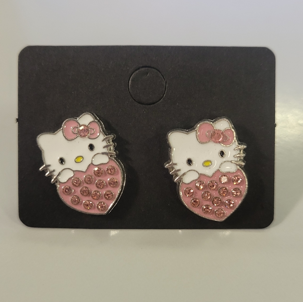 Hello Kitty Pink Heart Earrings